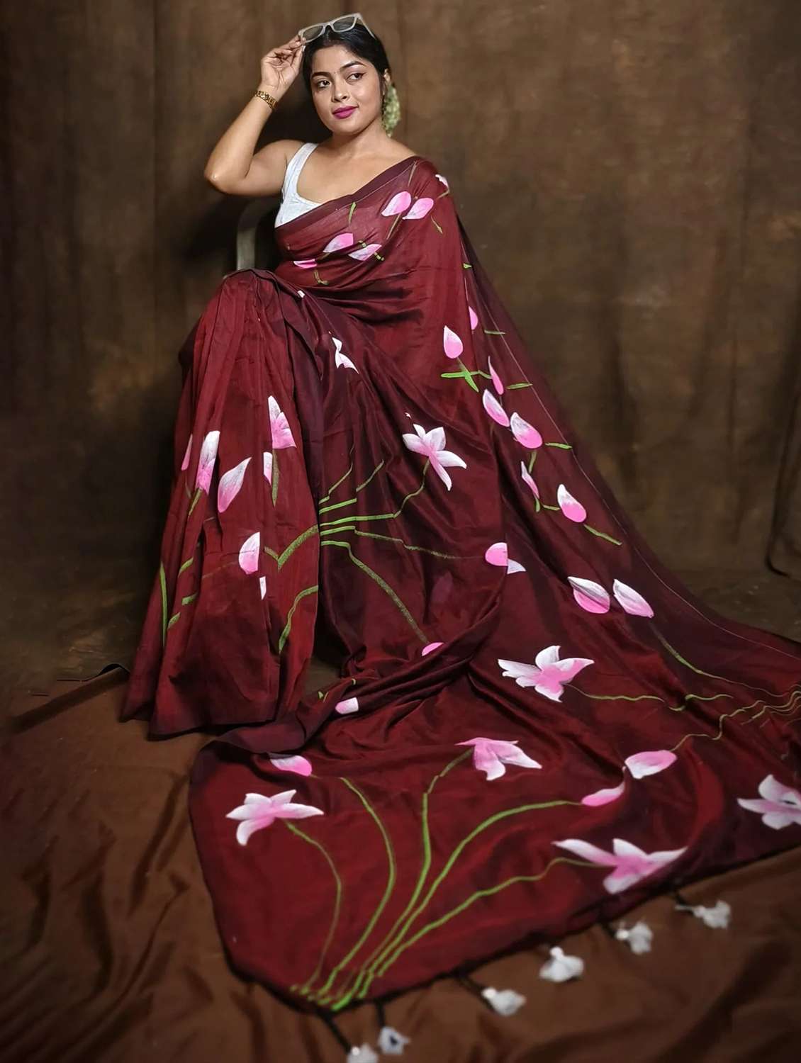 women floral printed saree with blouse - 22085858 -  Standard Image - 2