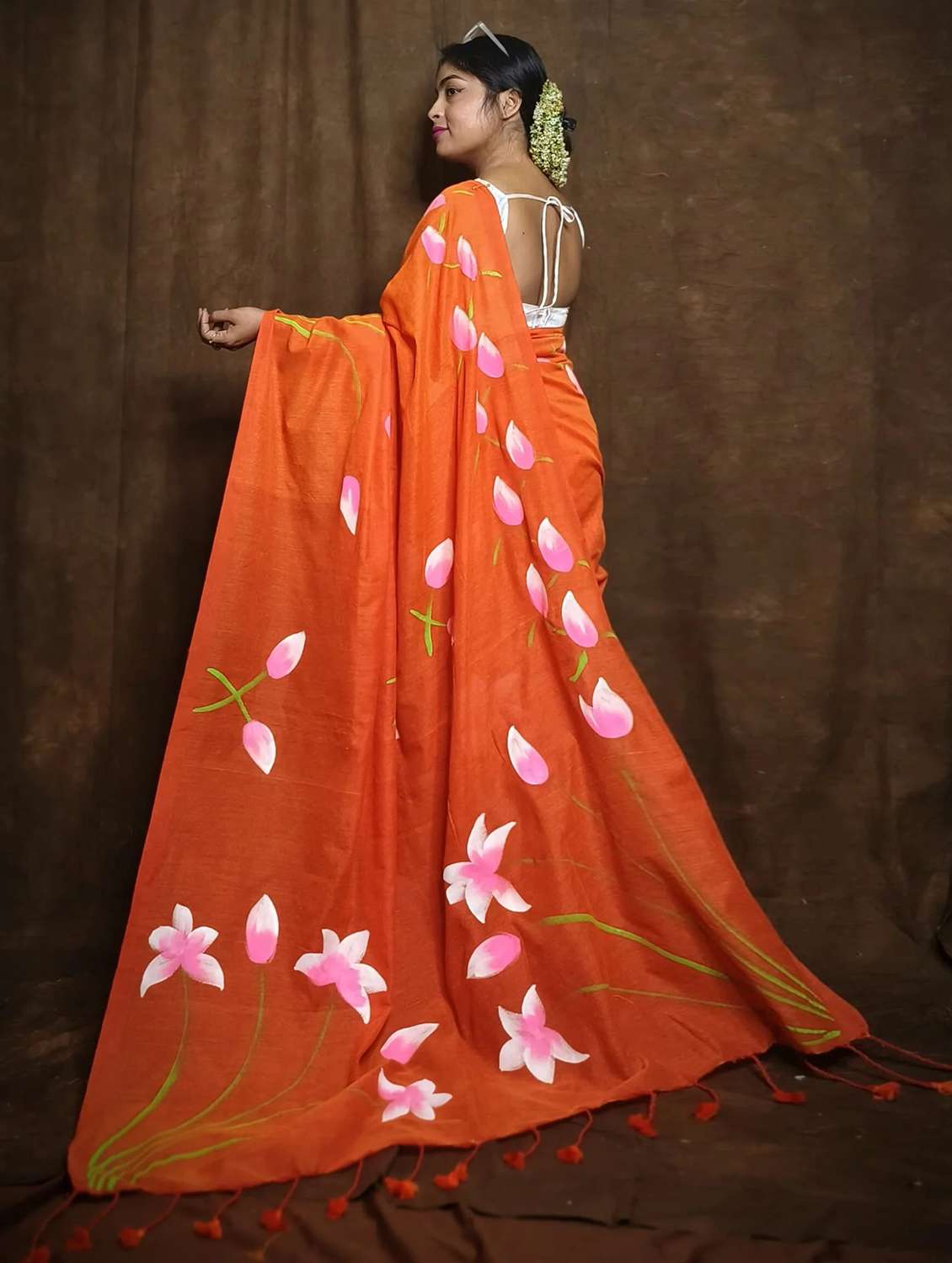 women floral printed saree with blouse - 22085860 -  Standard Image - 2