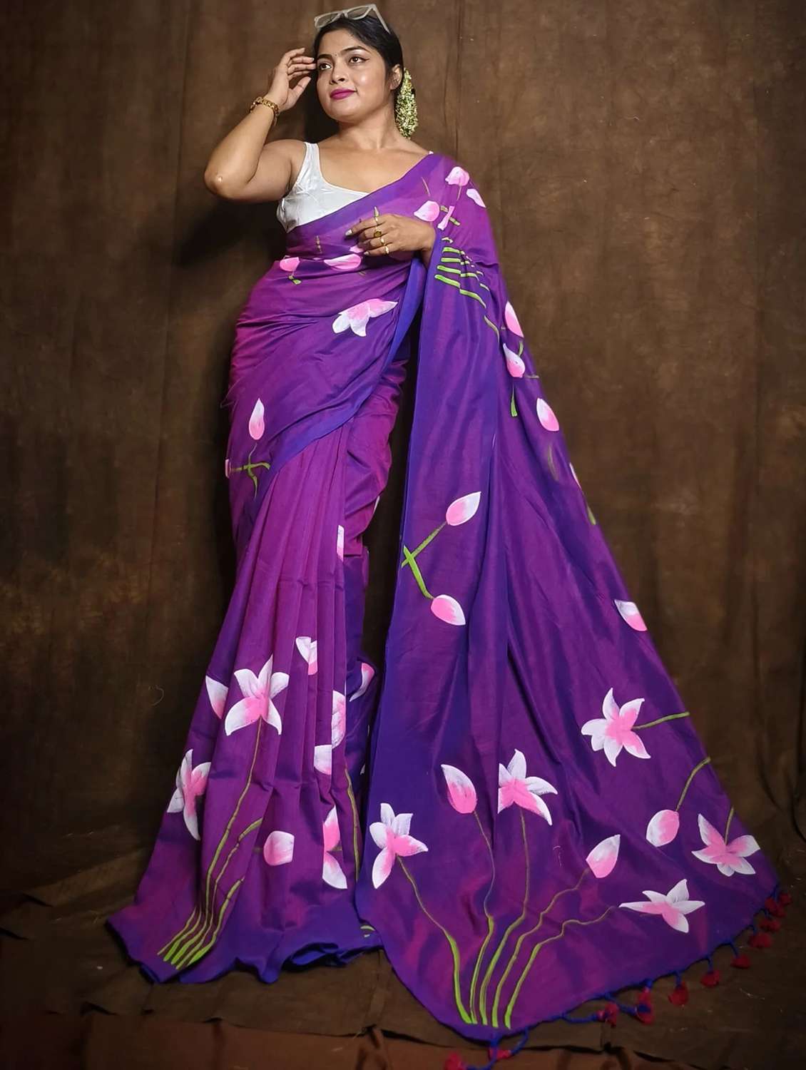 women floral printed saree with blouse