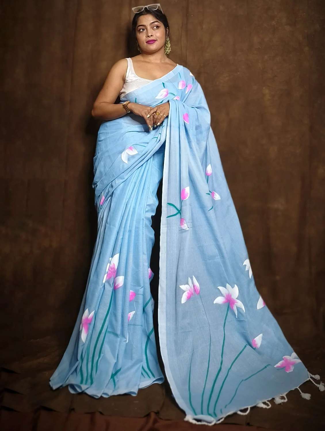 women floral printed saree with blouse