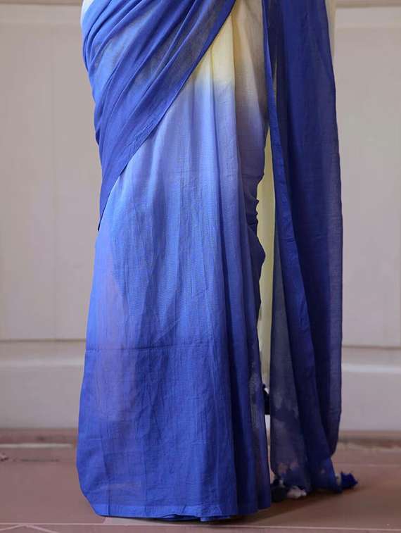 women tie & dye printed saree with blouse - 22085876 -  Standard Image - 2