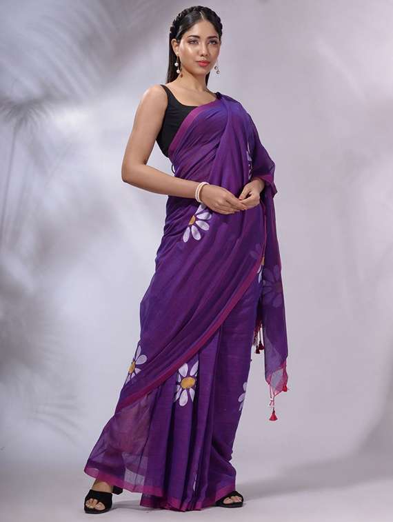 women floral printed saree with blouse - 22085880 -  Standard Image - 2