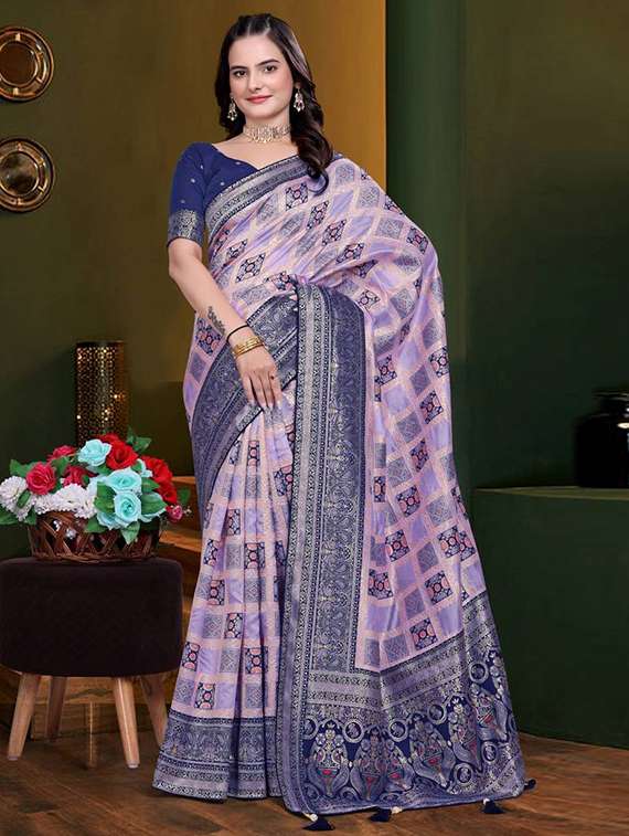 women self design banarasi saree with blouse - 22085914 - Zoom Image - 0