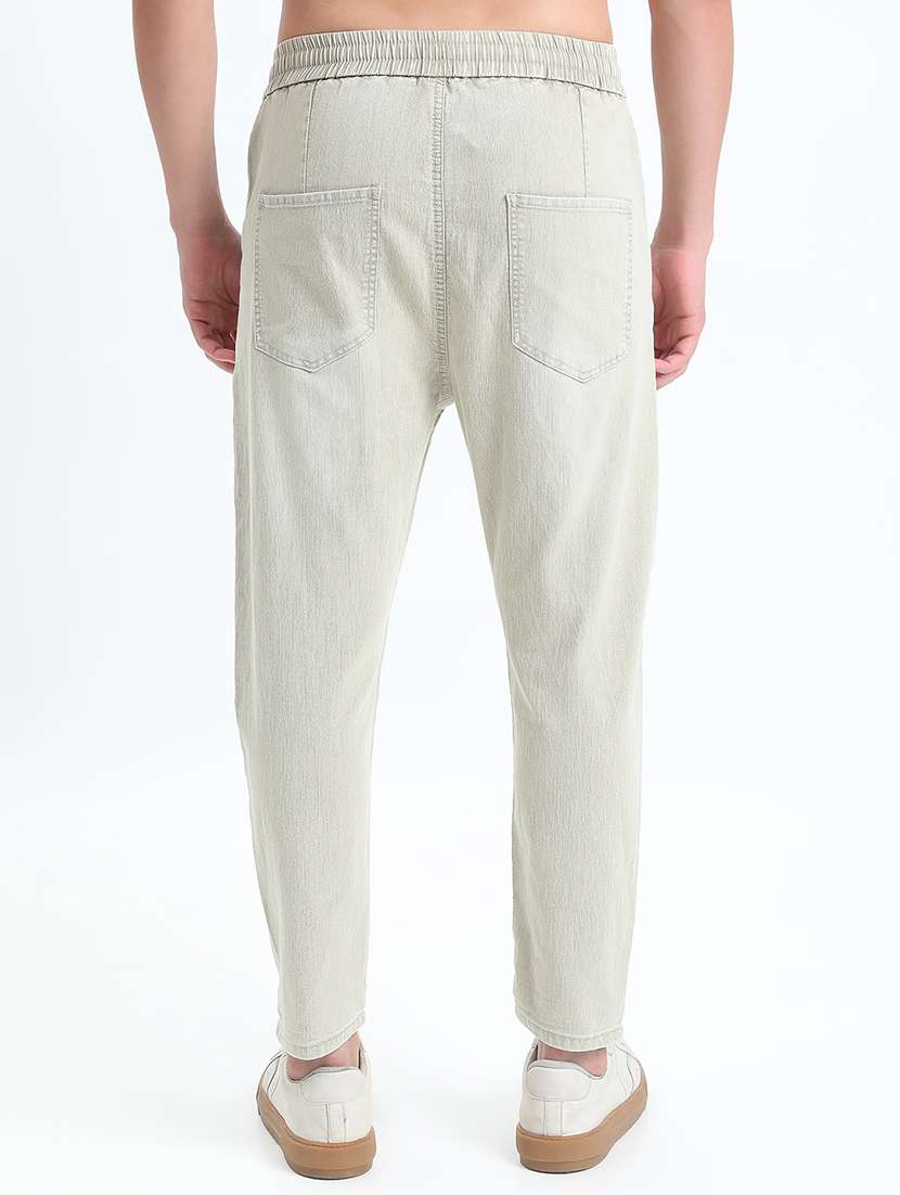 men solid low rise ankle length casual trouser - 22085978 -  Standard Image - 2