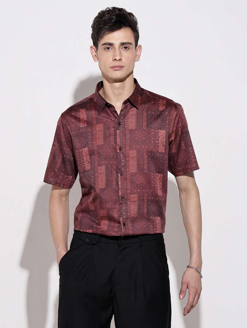 men printed short sleeve regular fit casual shirt - 22086078 -  Standard Image - 2