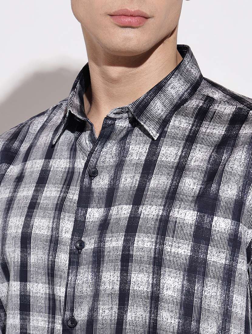 men checkered short sleeve regular fit casual shirt - 22086080 -  Standard Image - 7
