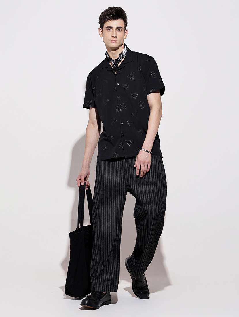 men geometric short sleeve loose fit casual shirt - 22086110 -  Standard Image - 7