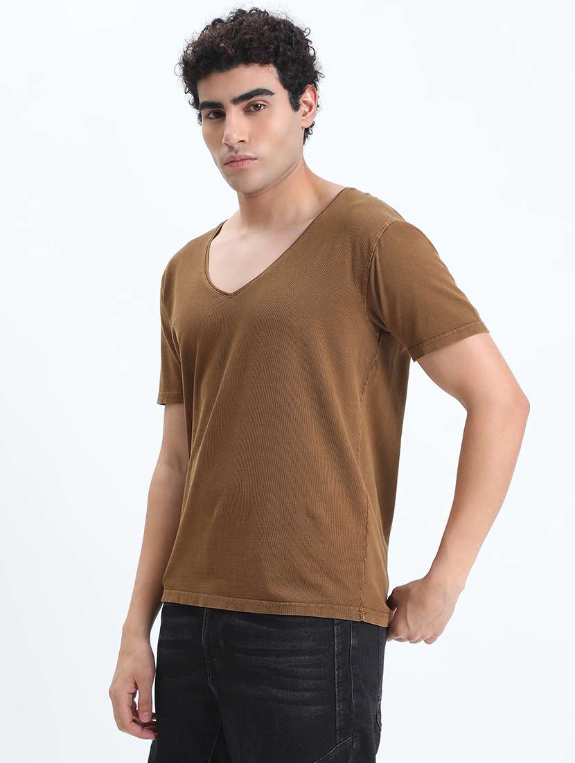 men solid short sleeve regular fit t-shirt - 22086135 -  Standard Image - 2