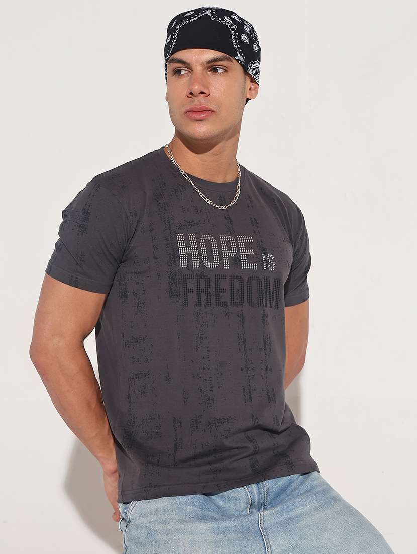 men chest print short sleeve regular fit t-shirt