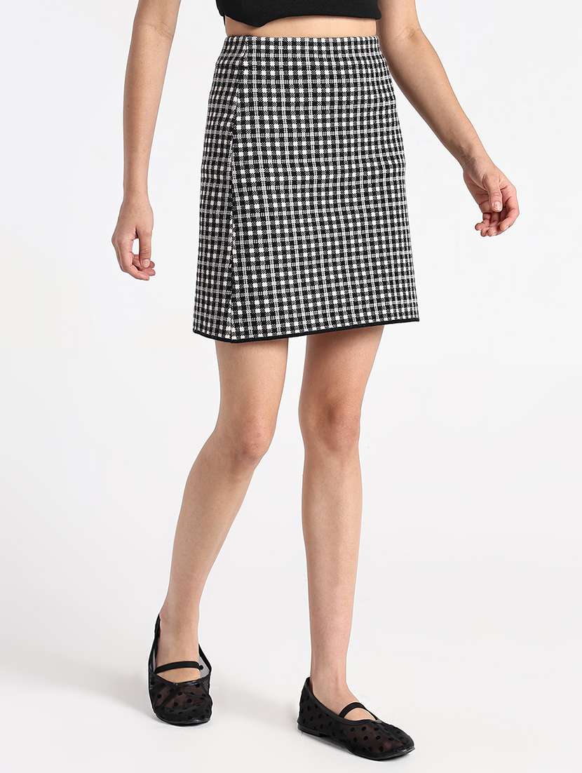 women checkered high rise straight skirt - 22086264 - Standard Image - 2