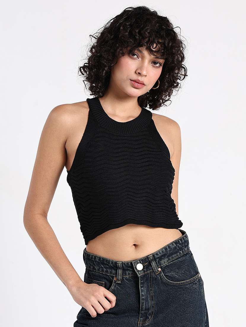women black solid sleeveless crop top - 22086358 -  Standard Image - 2
