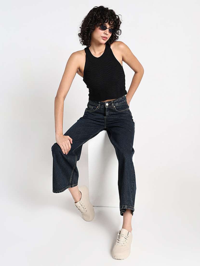 women black solid sleeveless crop top - 22086358 -  Standard Image - 7