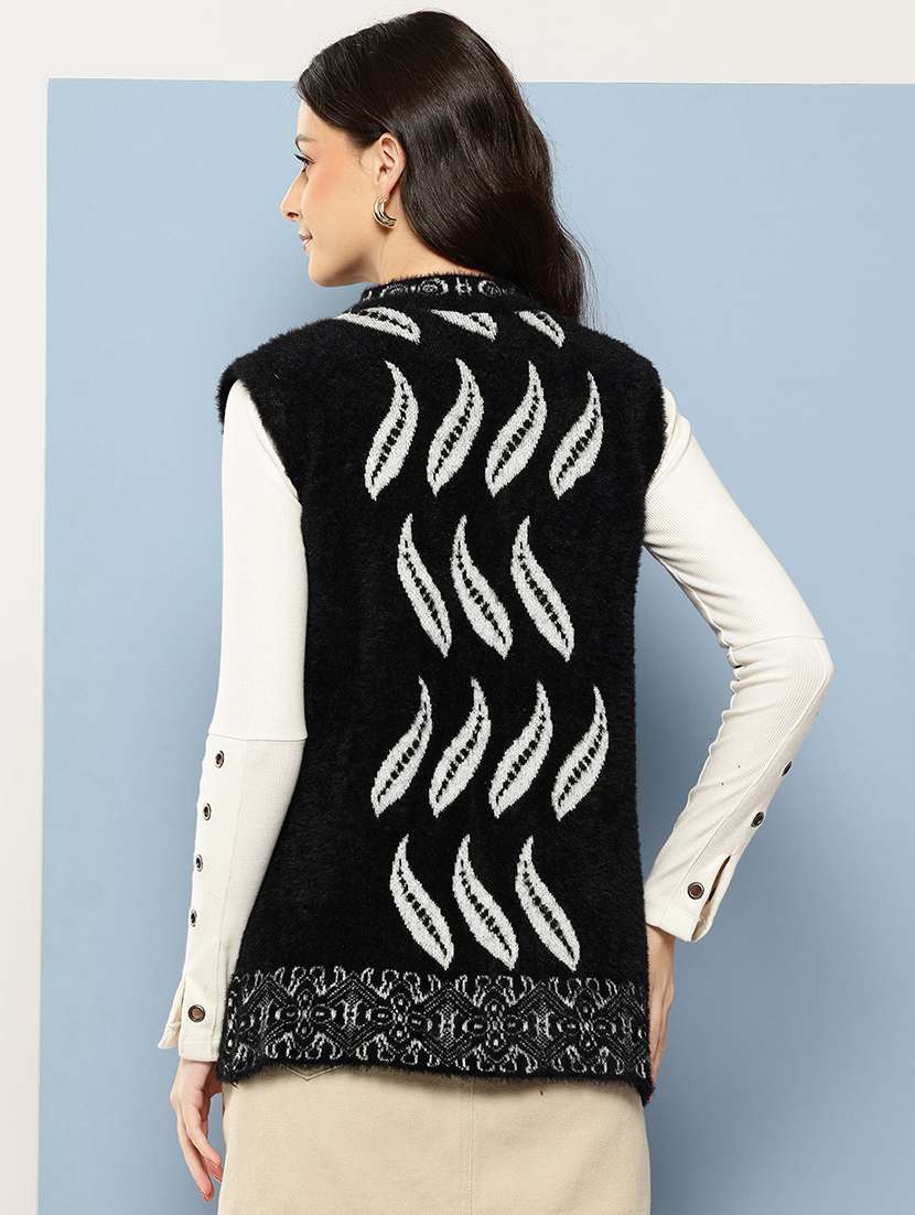 women self designed sleeveless cardigan - 22086546 -  Standard Image - 2