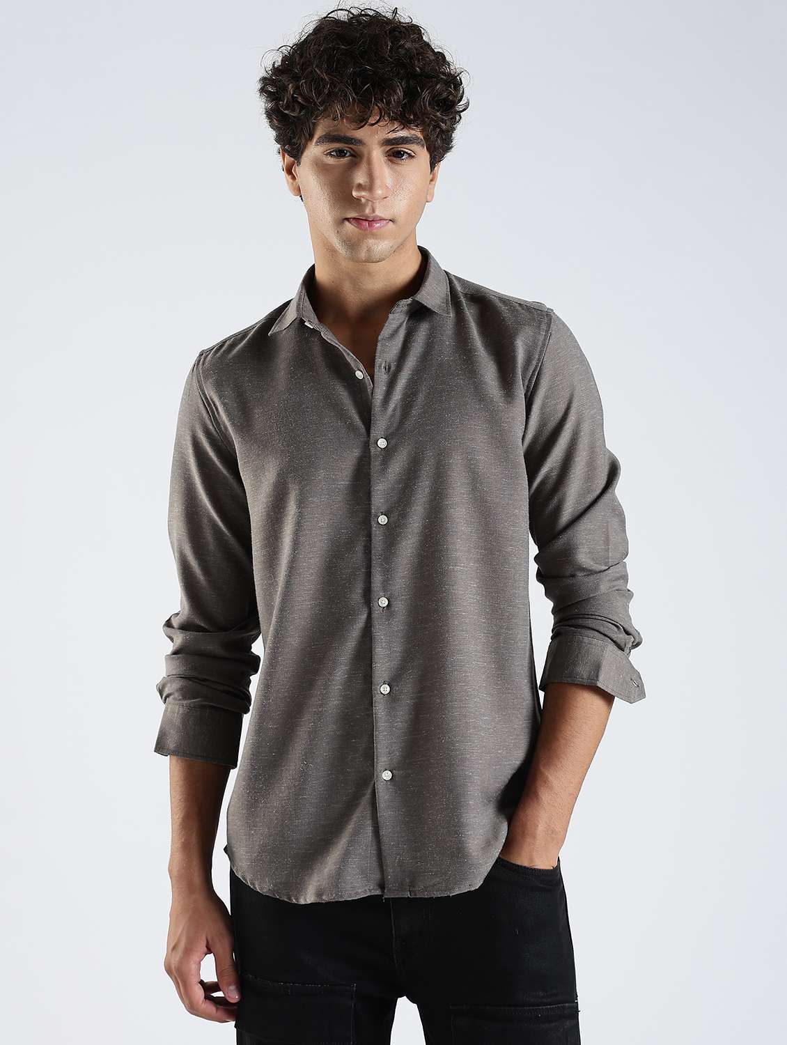 men solid long sleeve slim fit casual shirt