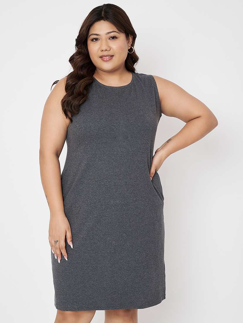 women plus size solid sleeveless a-line dress