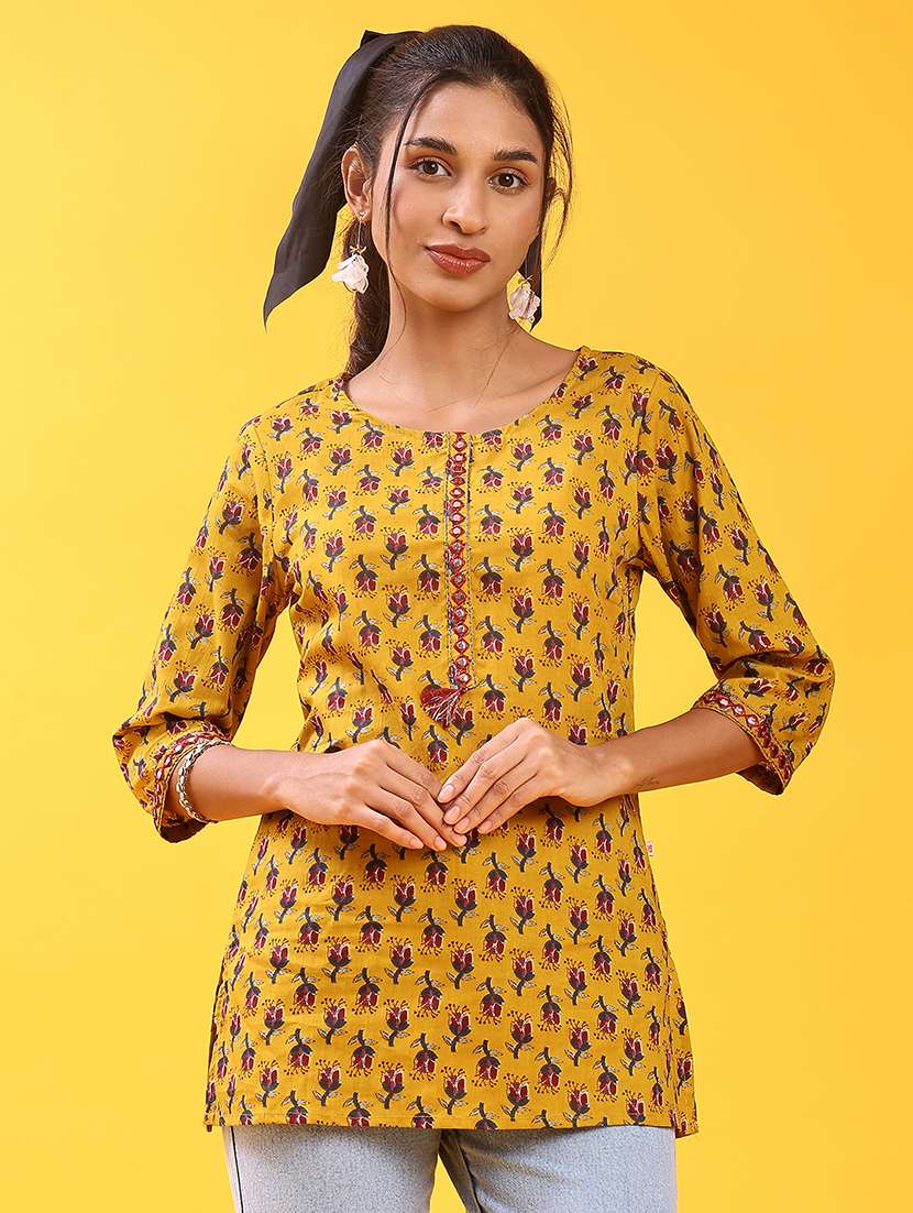 women floral printed three quarter sleeve straight kurti - 22087281 -  Standard Image - 2