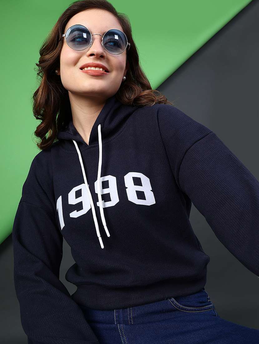 women printed long sleeve hooded sweatshirt