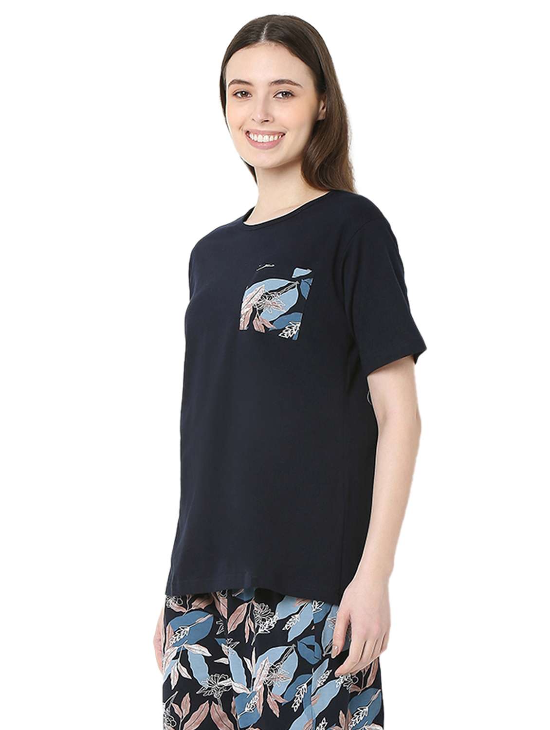 women solid short sleeve regular fit t-shirt - 22088060 - Standard Image - 2