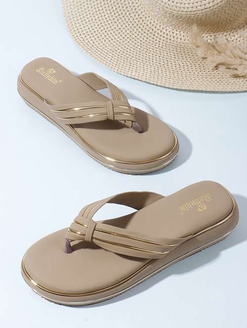 women solid toe separator flat sandal - 22088072 - Standard Image - 0