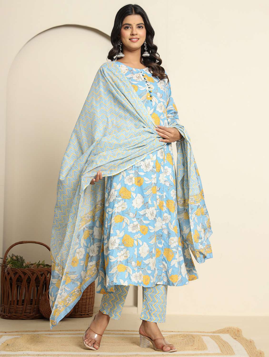 women floral three quarter sleeve kurta pant with dupatta set
