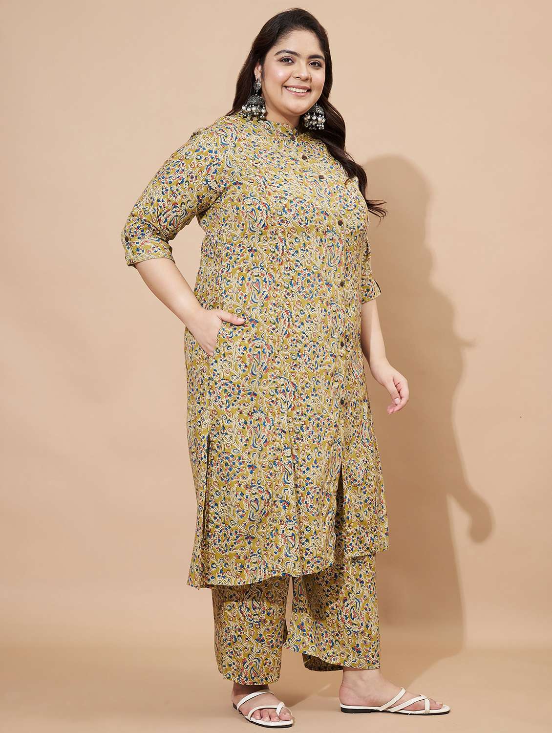 women plus size three quarter sleeve kurta palazzo set - 22088209 -  Standard Image - 2