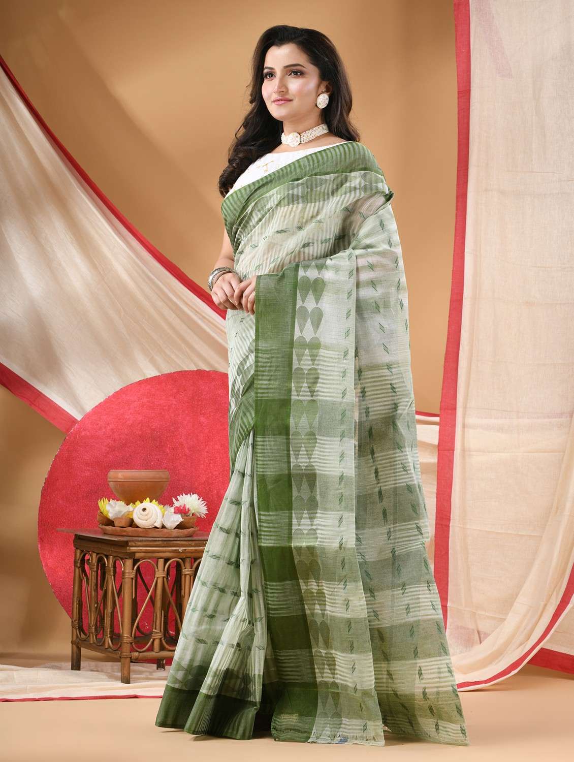 women self design tant saree - 22088642 -  Standard Image - 2