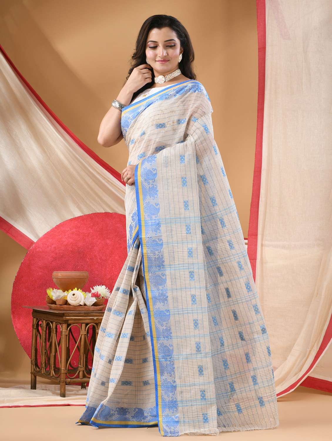 women self design tant saree - 22088646 - Standard Image - 2