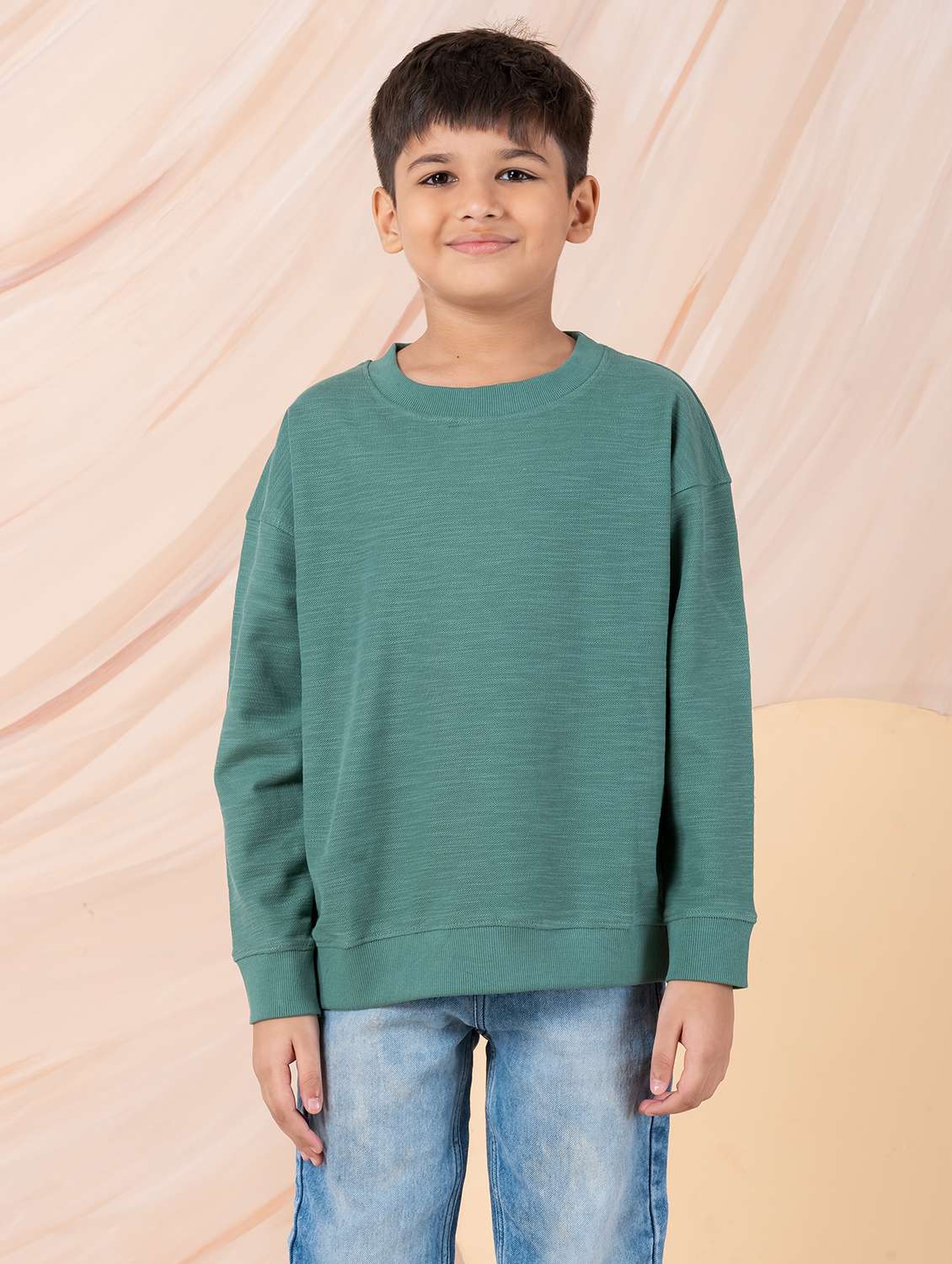 boys solid round neck long sleeve sweatshirt