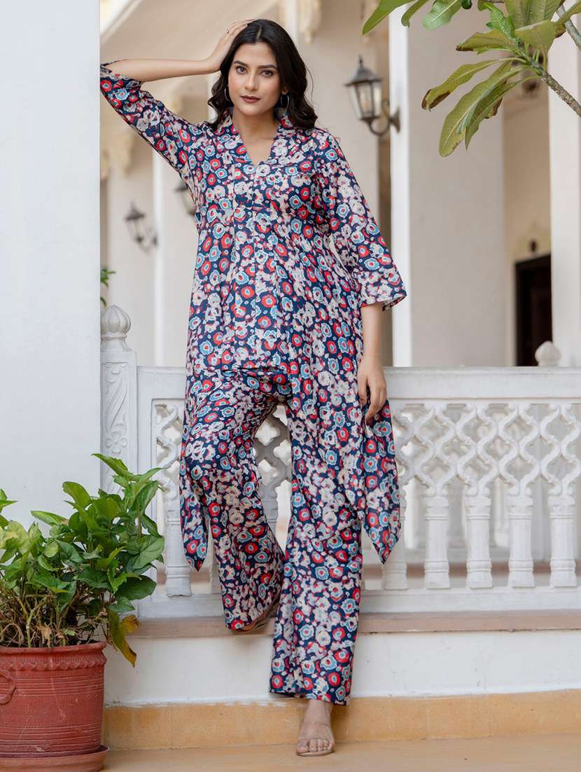 women printed three quarter sleeve ethnic co-ord set - 22088768 - Standard Image - 2