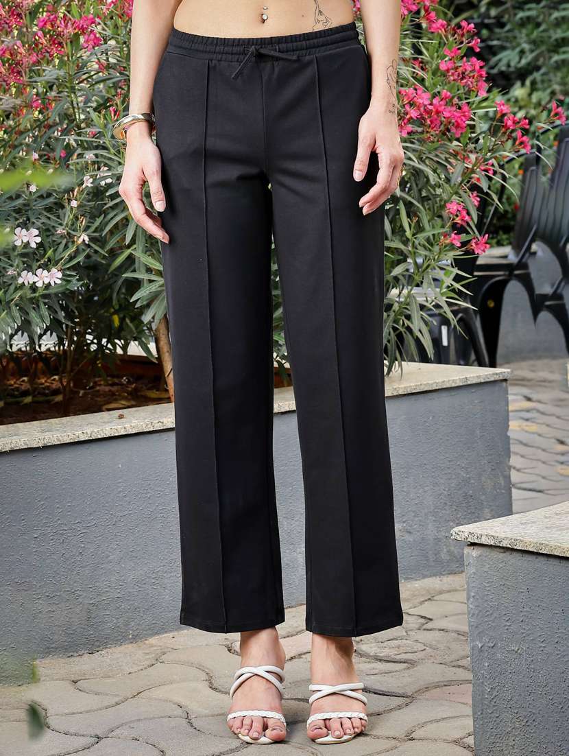 women black solid mid rise track pant