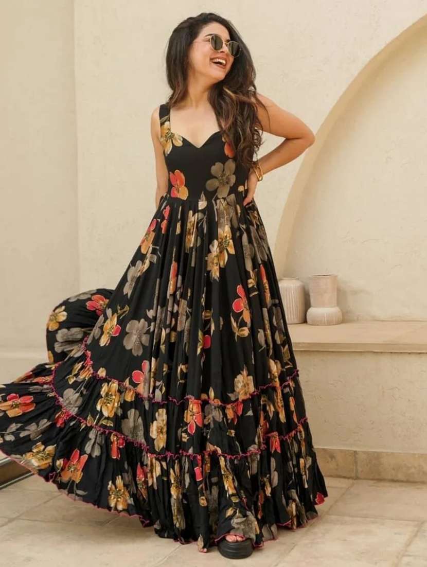 women floral print backless sleeveless tiered dress  - 22088843 -  Standard Image - 2