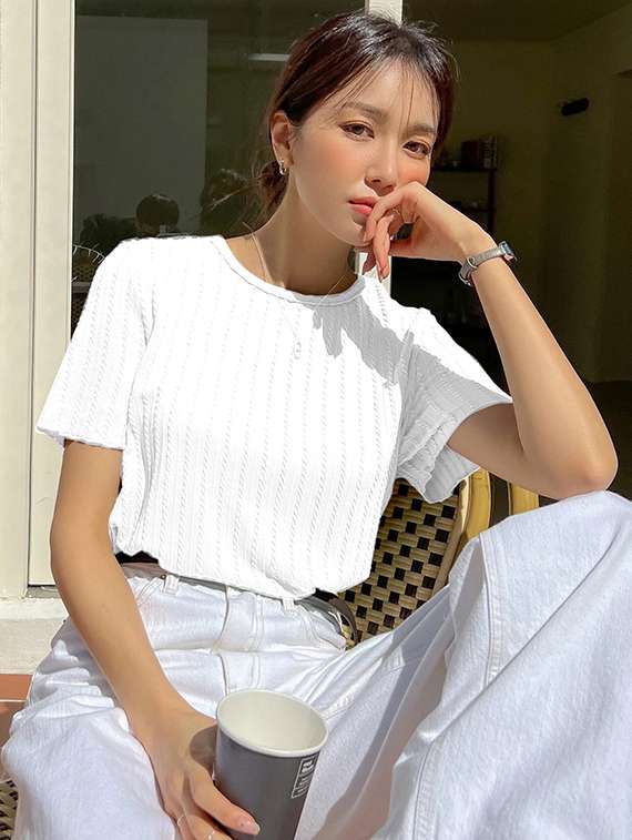 women self designed short sleeve top