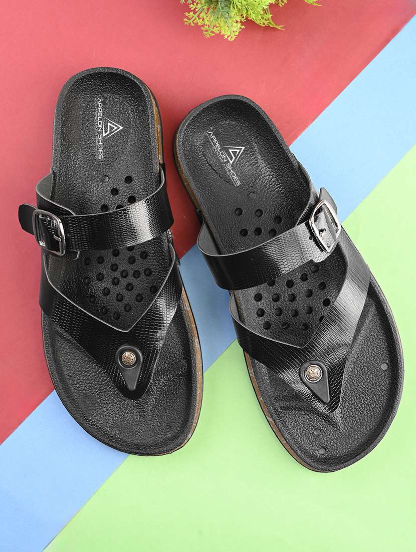 women solid toe separator flat sandal - 22089002 -  Zoom Image - 0