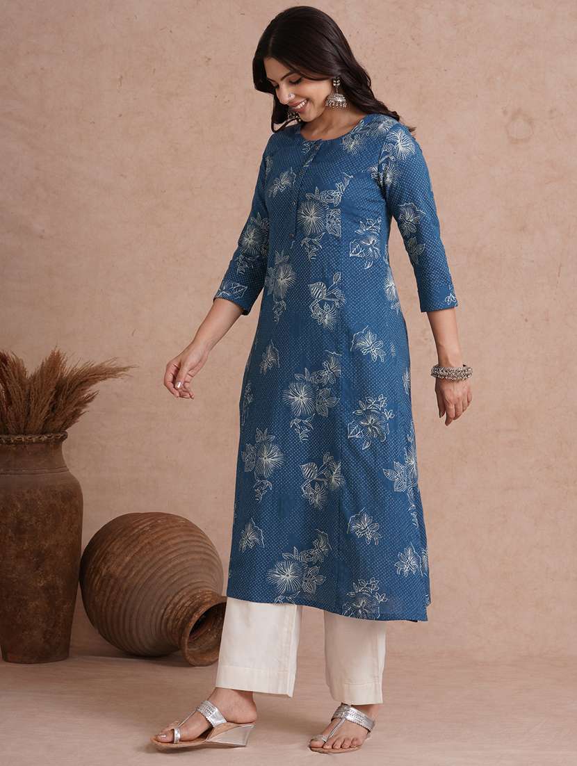 women floral printed three quarter sleeve a-line kurta - 22092195 - Standard Image - 2