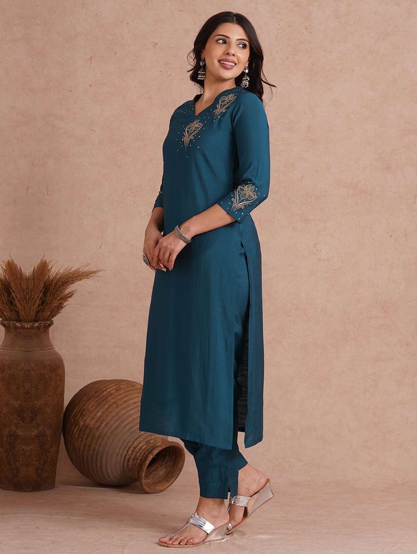 women embroidered three quarter sleeve straight kurta  - 22092196 -  Standard Image - 2