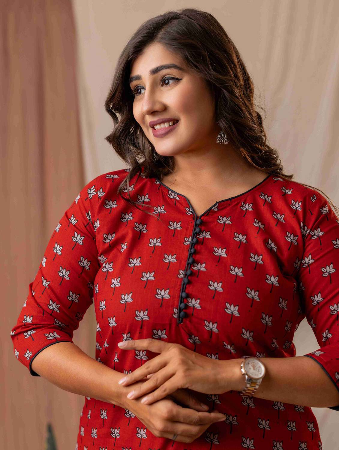 women floral three quarter sleeve straight kurta - 22092621 - Standard Image - 2