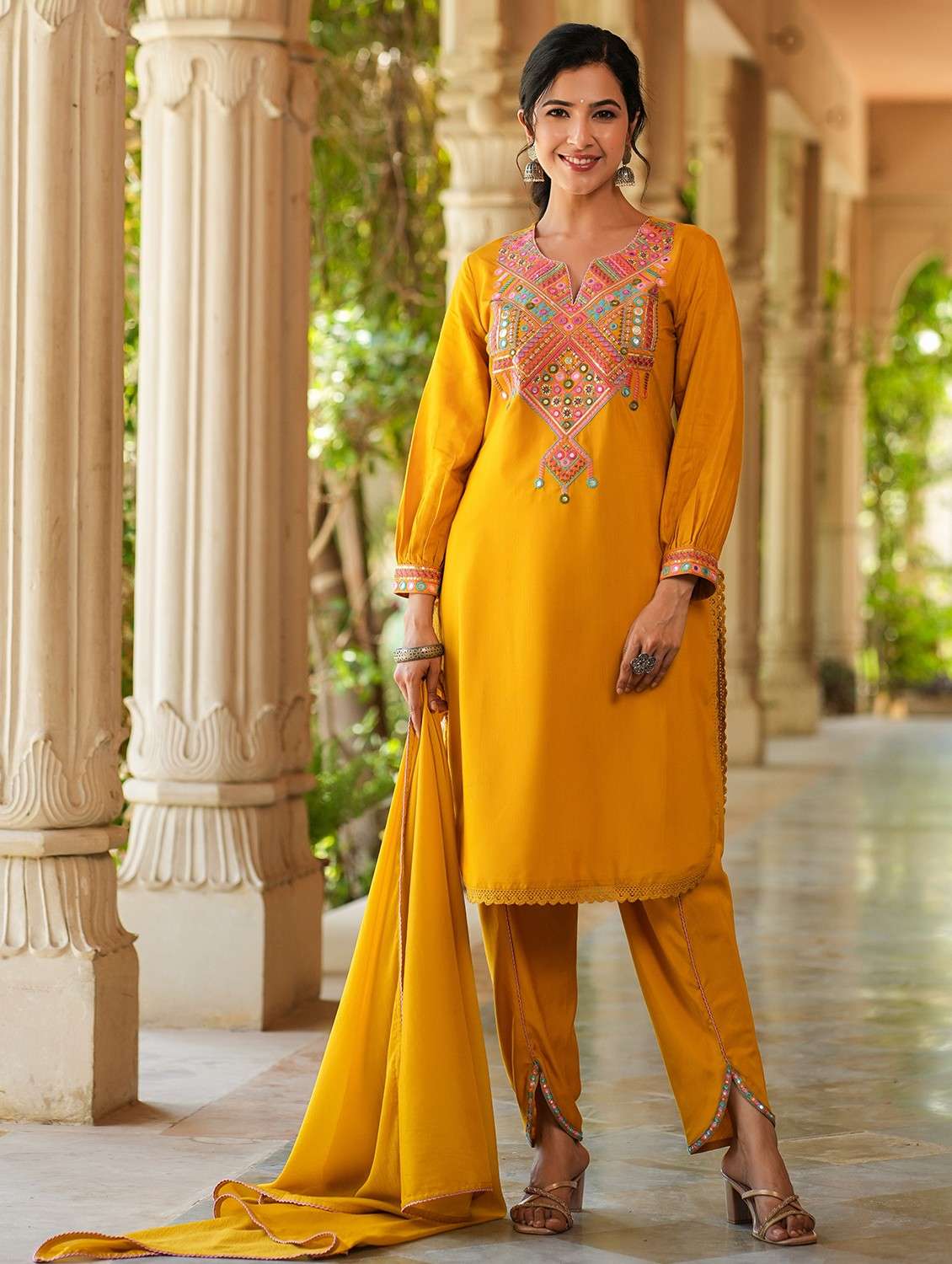 women embroidered long sleeve kurta pant with dupatta set - 22093251 - Standard Image - 2