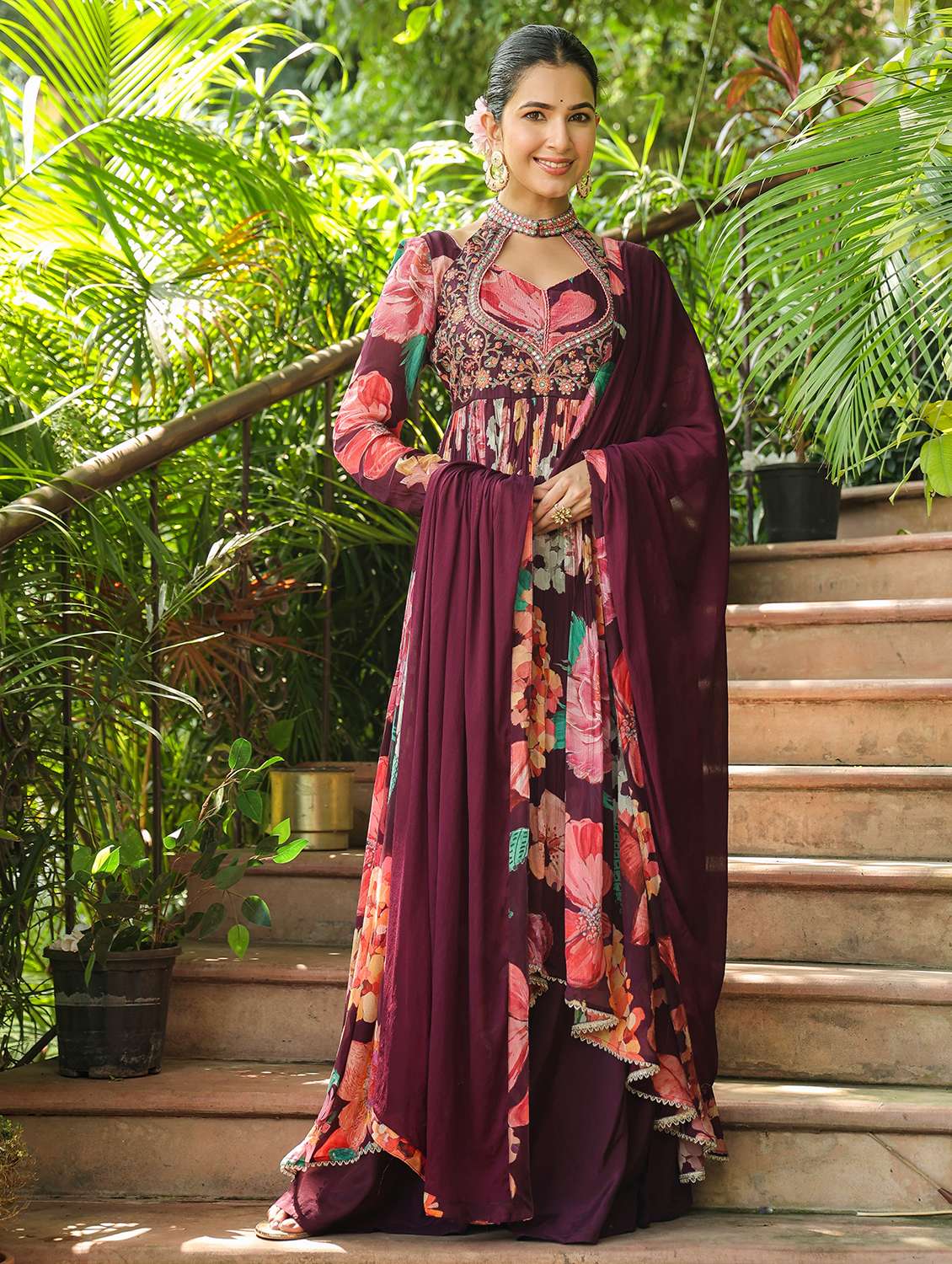 women embroidered long sleeve kurta palazzo with dupatta set - 22093261 -  Zoom Image - 0