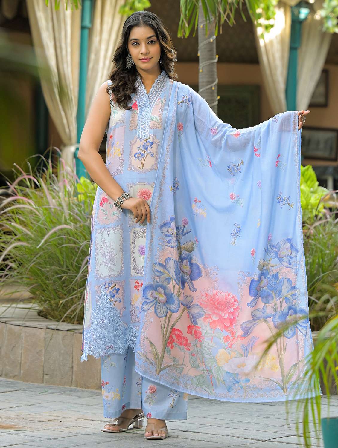 women floral printed sleeveless kurta palazzo with dupatta set