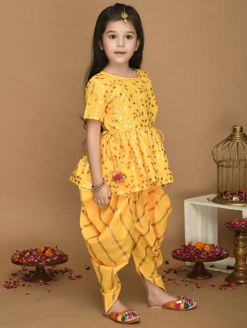 girls foil print kurta and dhoti set - 22093377 -  Standard Image - 2