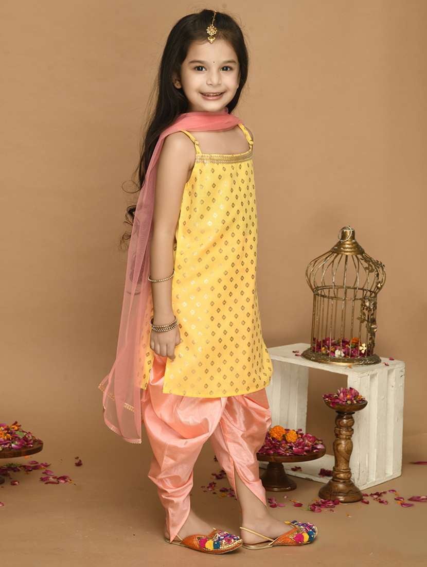 Girls Foil Print Dhoti Kurta Set With Dupatta