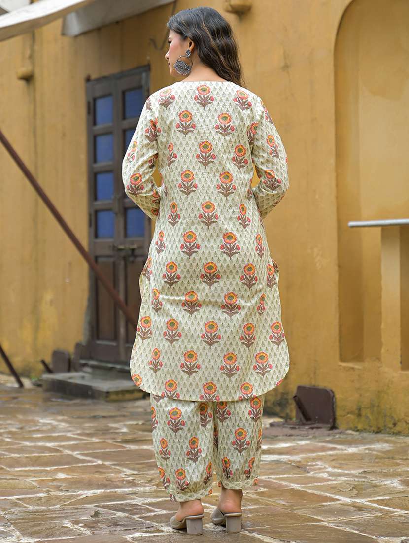 women floral print kurta and salwar co-ord set - 22093913 - Standard Image - 2