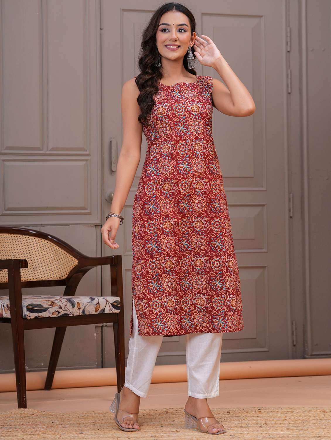 women floral printed sleeveless straight kurta - 22094146 -  Standard Image - 2