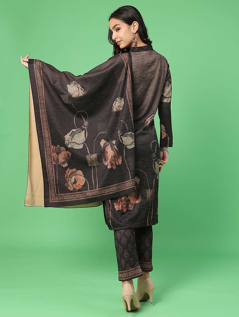 women printed woolen kurta and pant with dupatta set - 22094388 -  Standard Image - 2