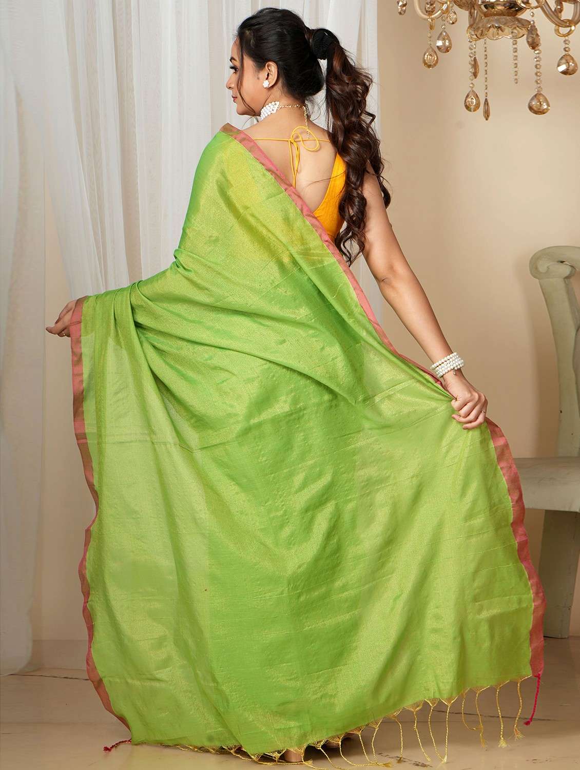 women solid handloom saree with blouse - 22094452 - Standard Image - 2