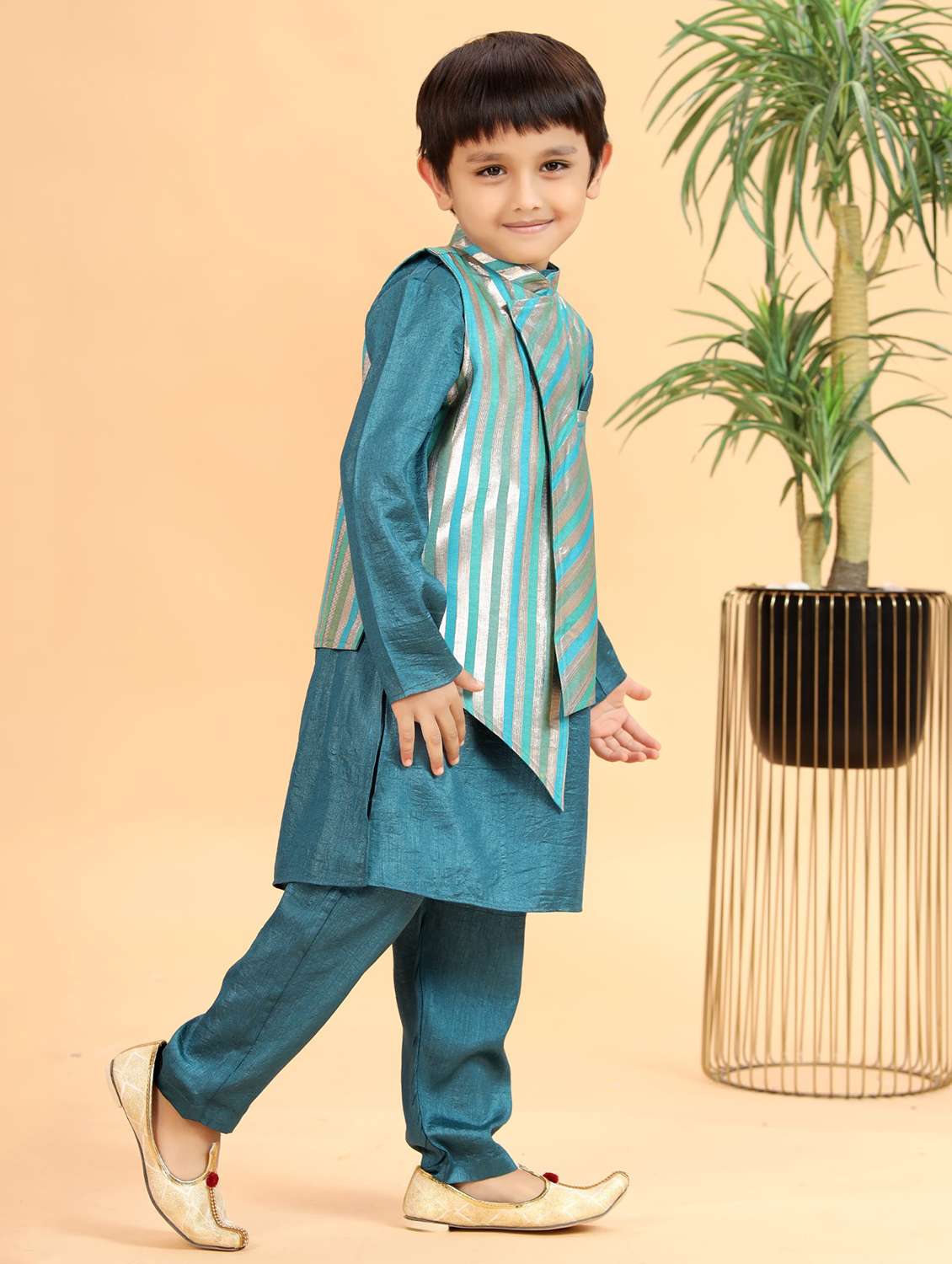 boys long sleeve kurta pyjama with jacket set - 22100907 -  Standard Image - 2
