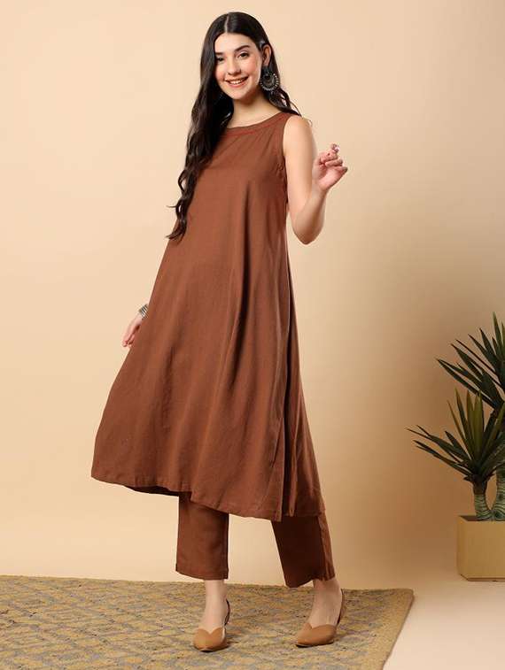 women solid round neck kurta pant set - 22100970 -  Standard Image - 2