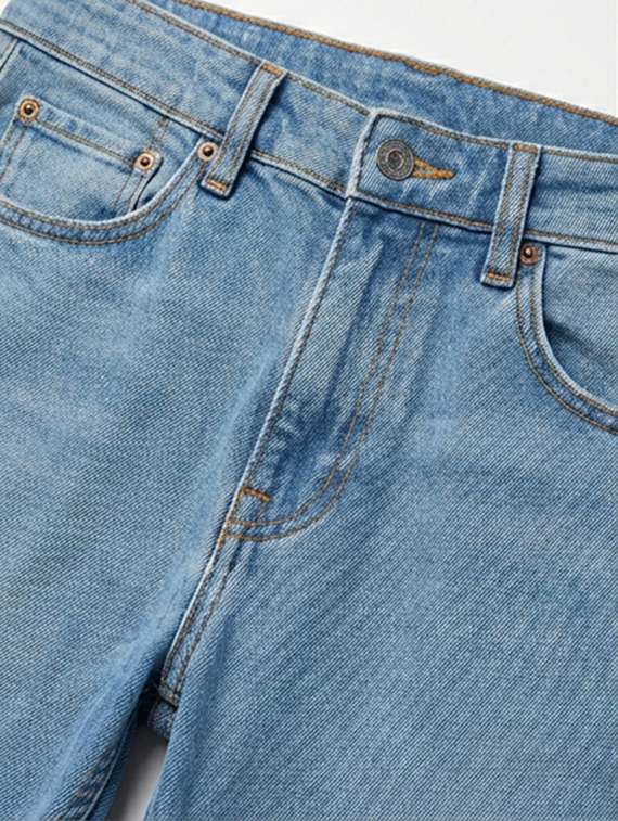 men solid mid rise sim fit jeans - 22101087 -  Standard Image - 2