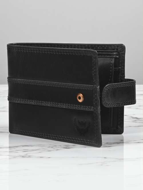 men's leather black bi-fold wallet - 22101781 - Standard Image - 0
