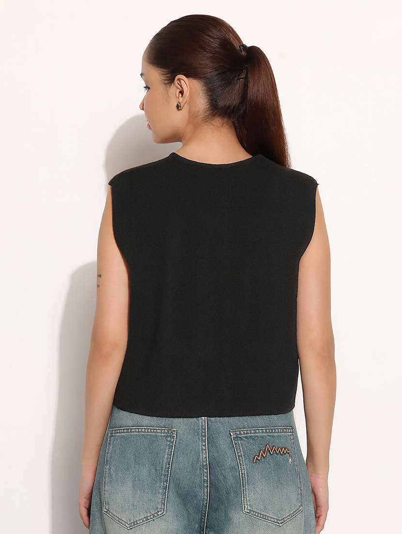 women black solid sleeveless crop top - 22101948 - Standard Image - 2